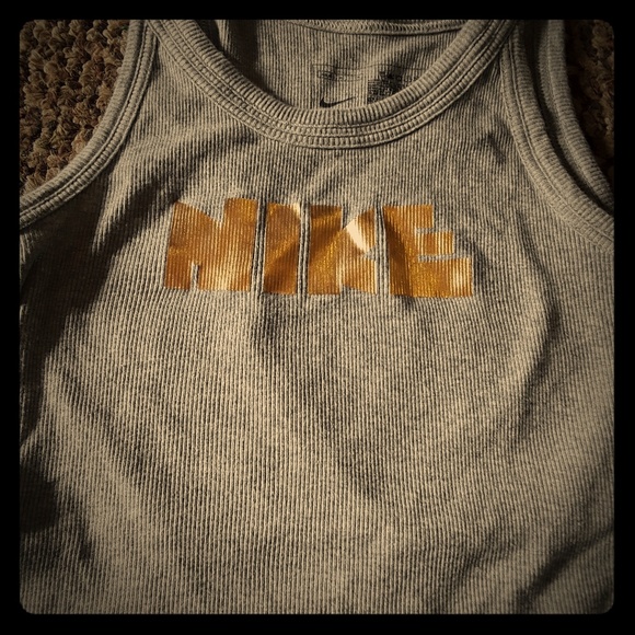 Womens Nike Tank - Picture 1 of 2